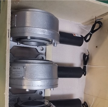 Commande verticale incluse du pivotement VE9