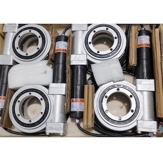 Commande hydraulique en acier dure de pivotement pour l'axe simple plat 7 pouces