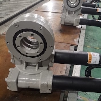 Commande verticale de vitesse de pivotement de moteur du lecteur 12VDC de pivotement d'antenne de satellite
